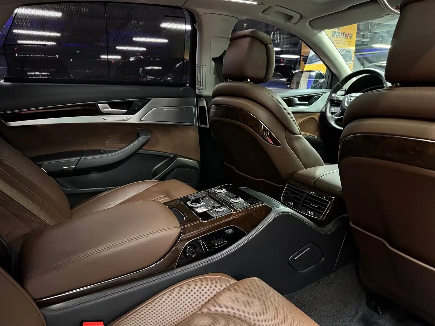 Audi A8 2014 A8L 45 TFSI quattro Luxury фото 40