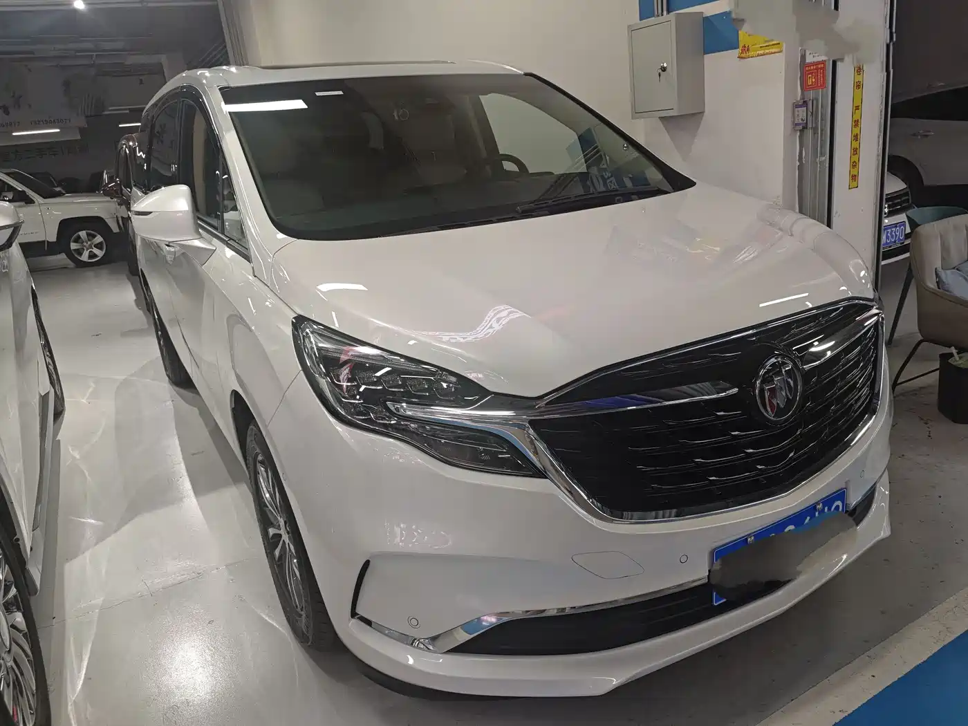 BUICK GL8