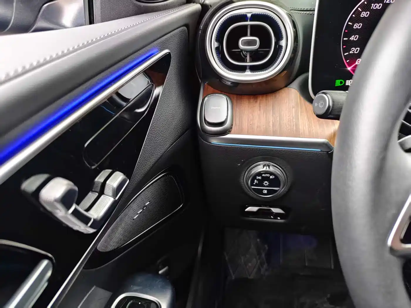 Mercedes-Benz C-Class 2024 C 260 L фото 17