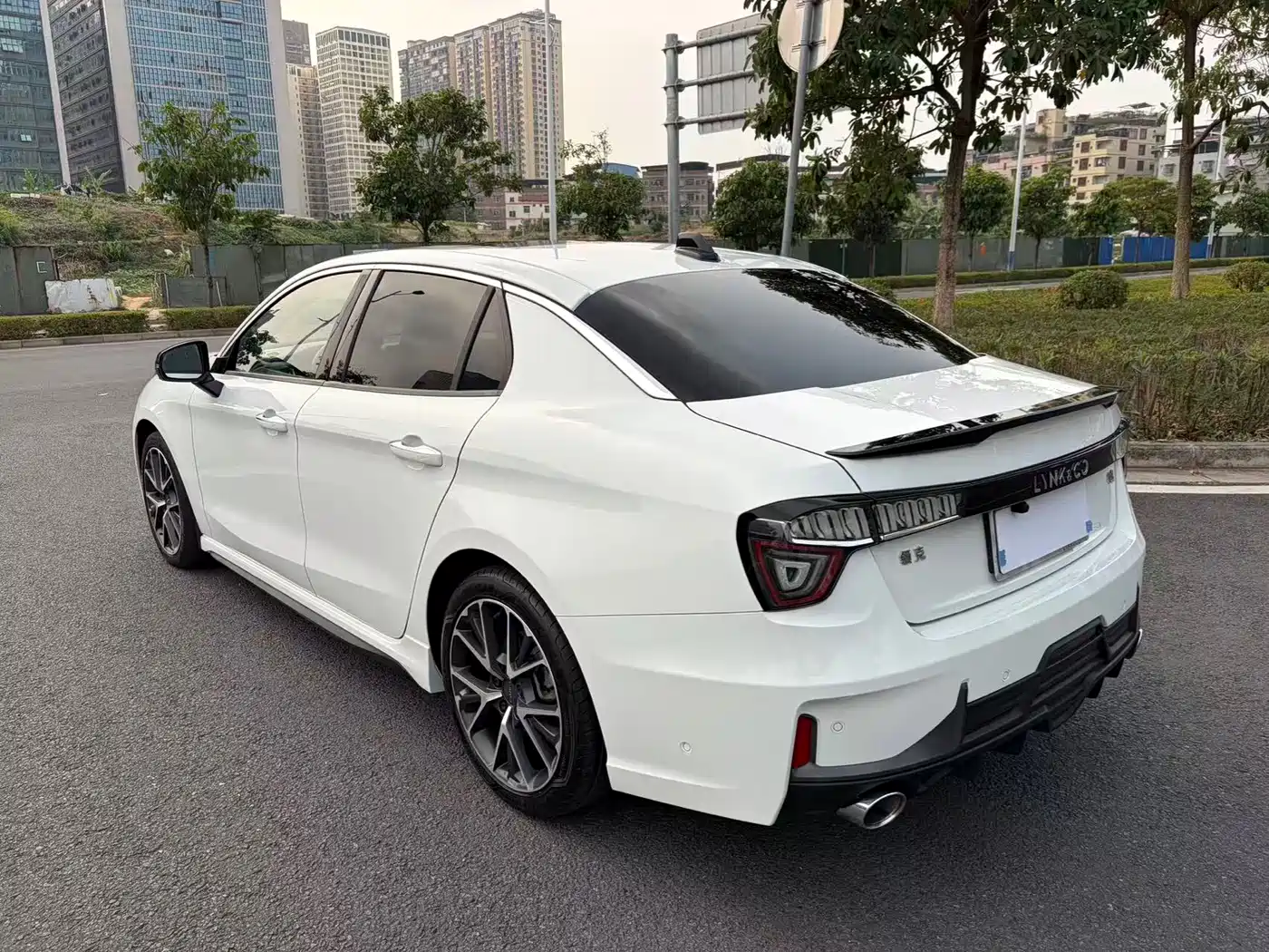 Lynk & Co 03 2019 2.0TD Auto Power Pro Version фото 4