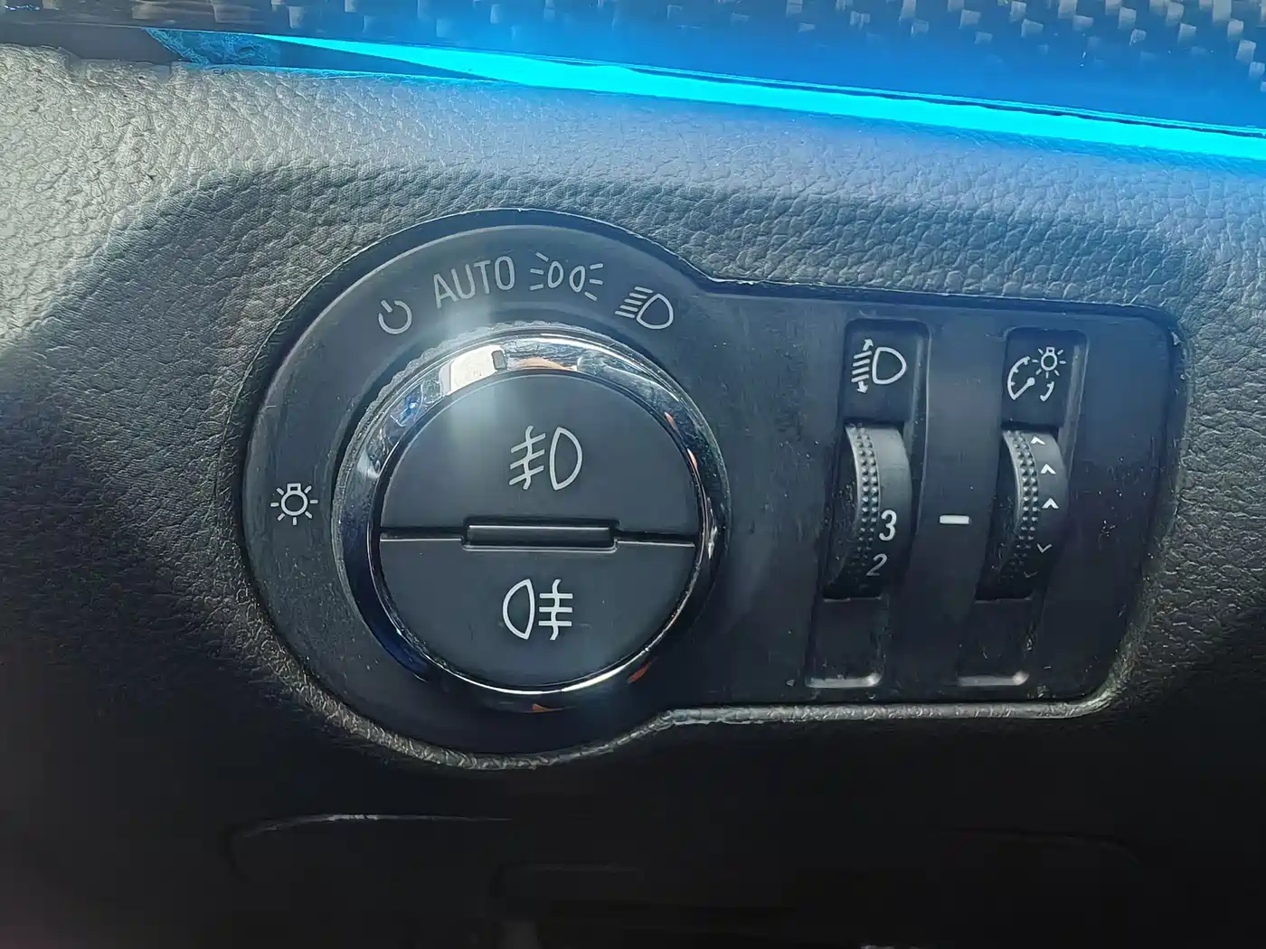 Chevrolet Cruze 2013 Hatchback 1.6T Automatic Flagship фото 15