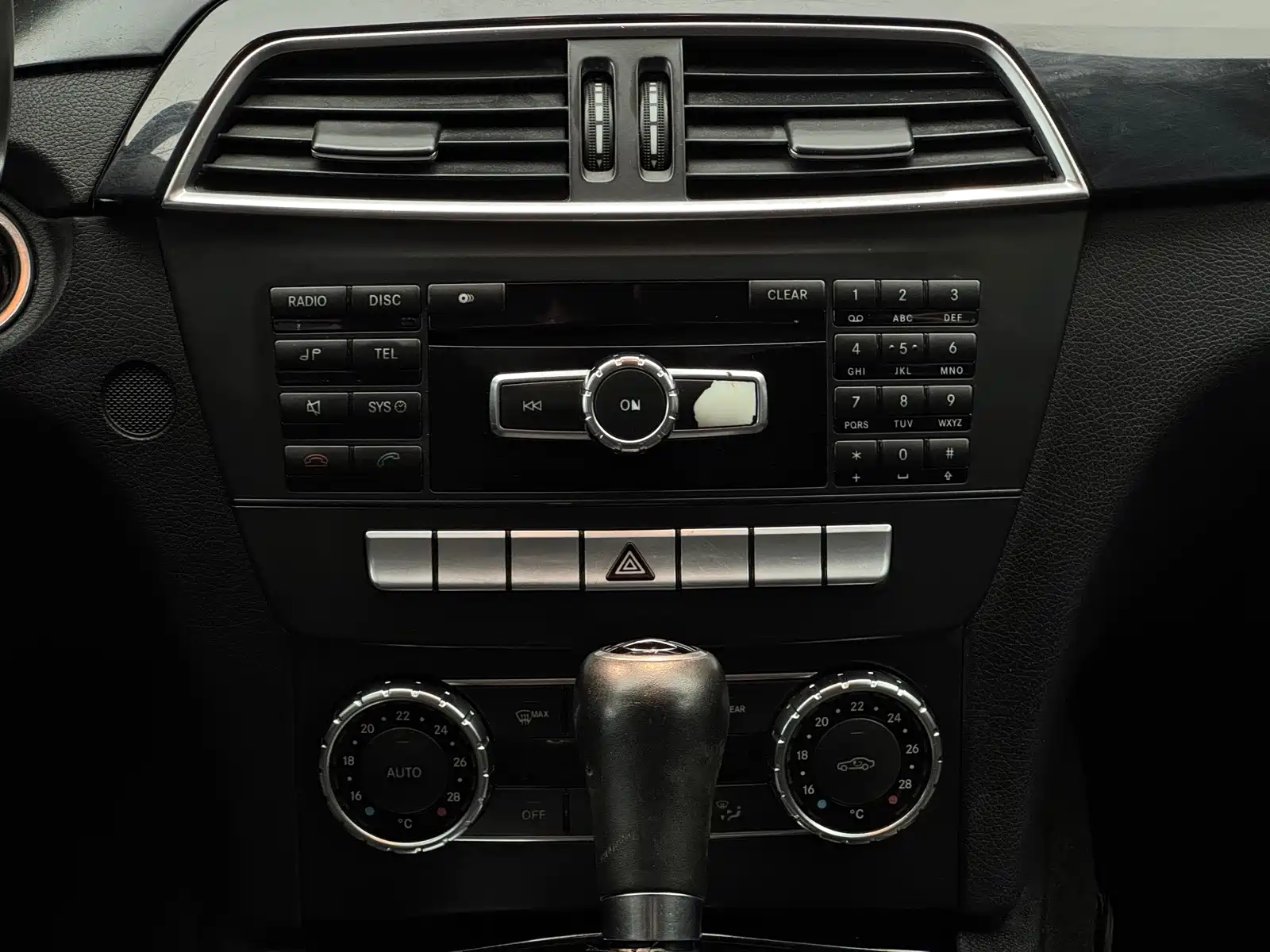 صورة 21 - Mercedes-Benz C-Class