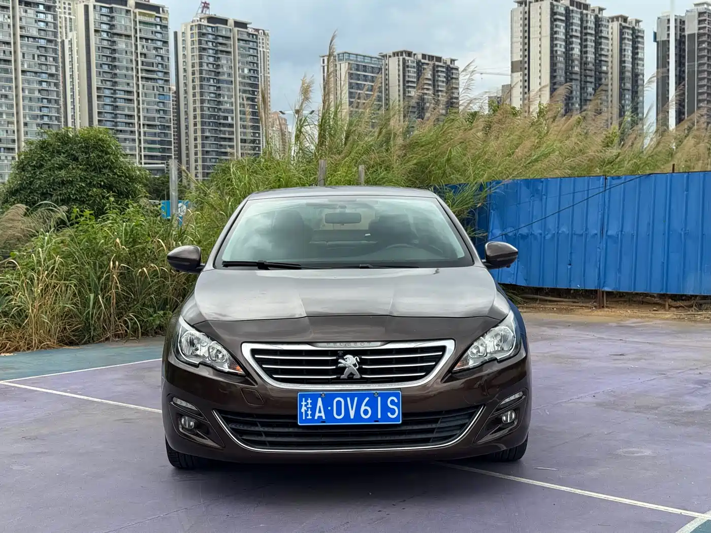 Peugeot 408 2015 Model 1.2T Automatic Luxury Edition фото 2
