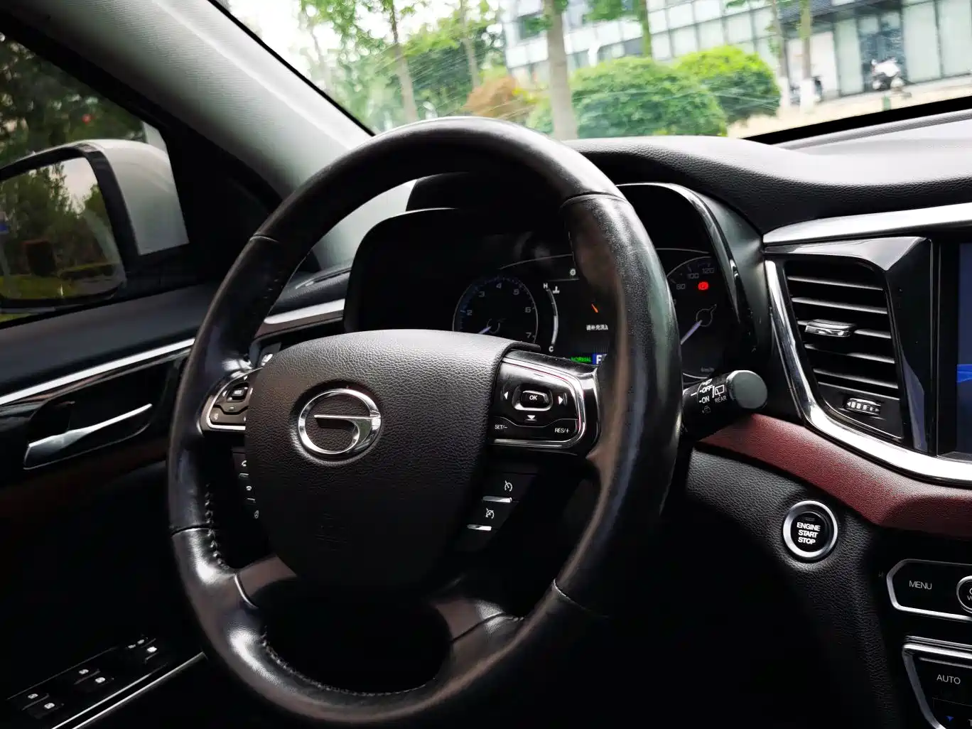 GAC Trumpchi Trumpchi GS8 2017 320T 2WD Luxury Smart Connect (7-seater) фото 9