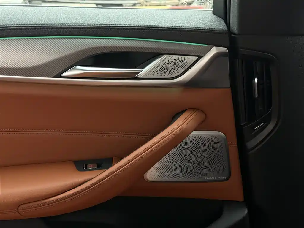 BMW M5 2021 M5 фото 42