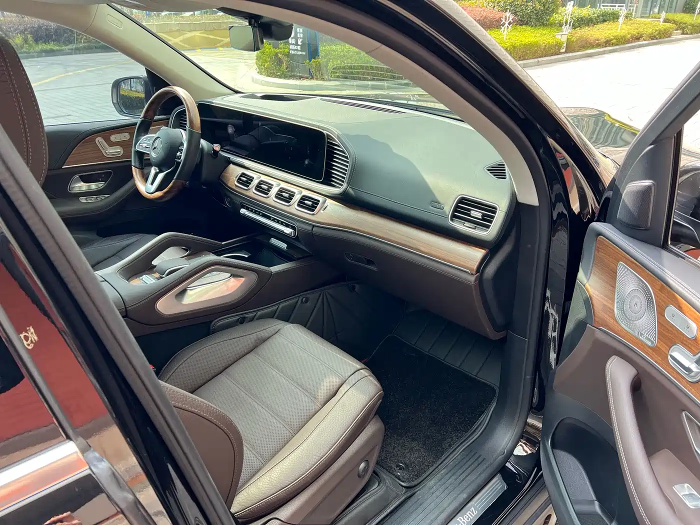 Mercedes-Benz GLS 2022 Facelift GLS 450 4MATIC Luxury фото 18
