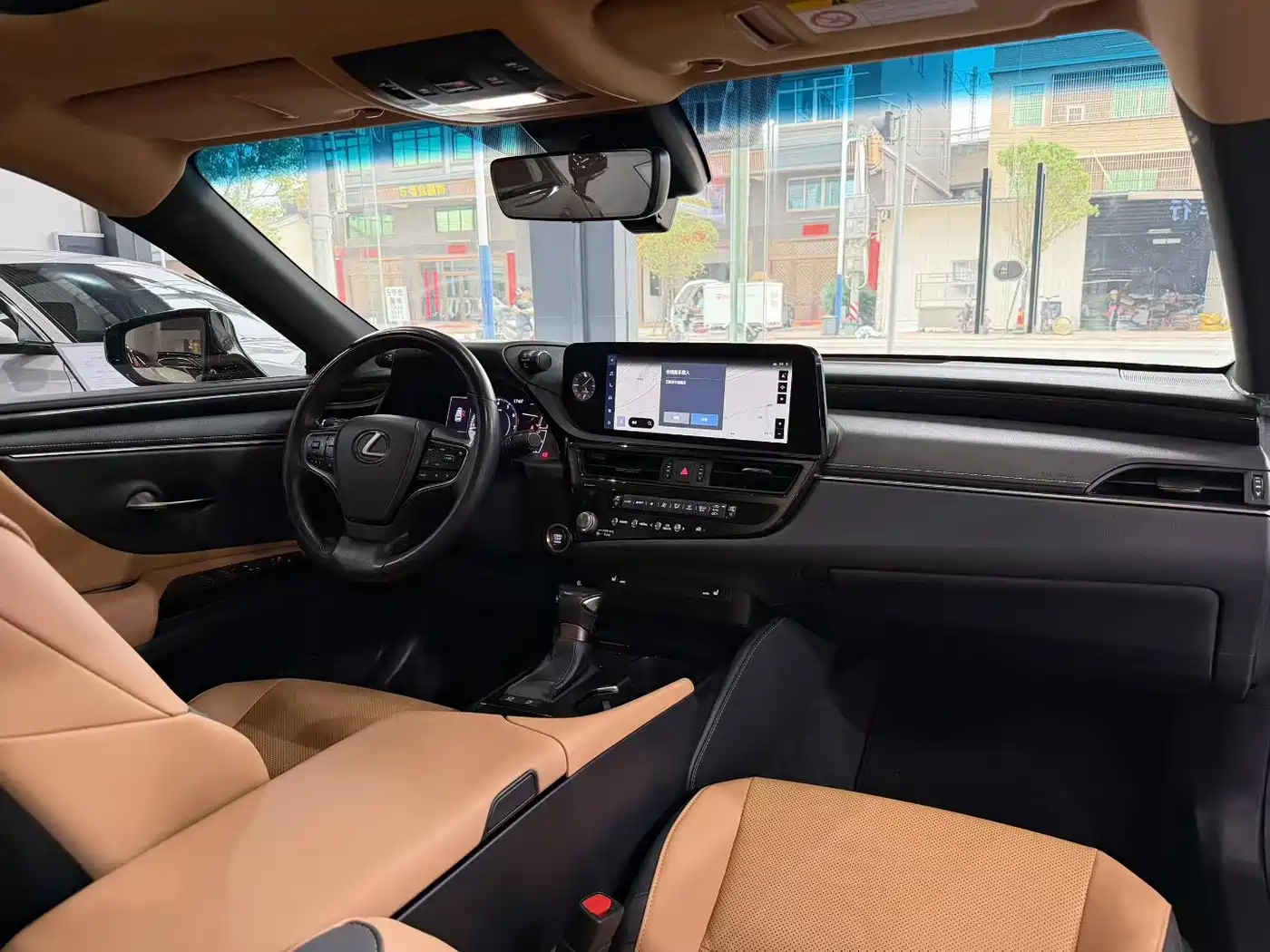 Lexus ES 2022 200 Excellence Edition фото 6