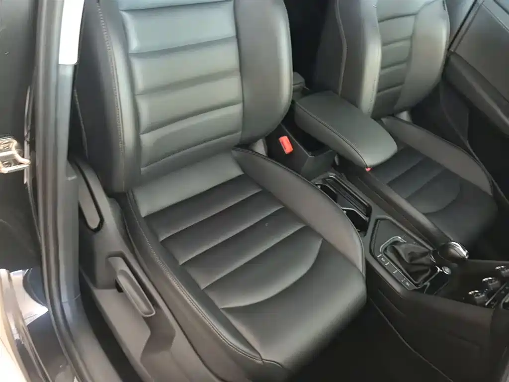 Volkswagen Tharu 2019 280TSI 2WD Comfort Edition China V фото 25