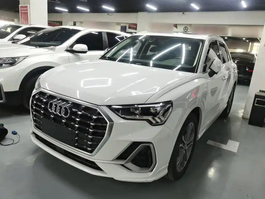 Audi Q3 2020 40 TFSI Fashion Dynamic фото 2