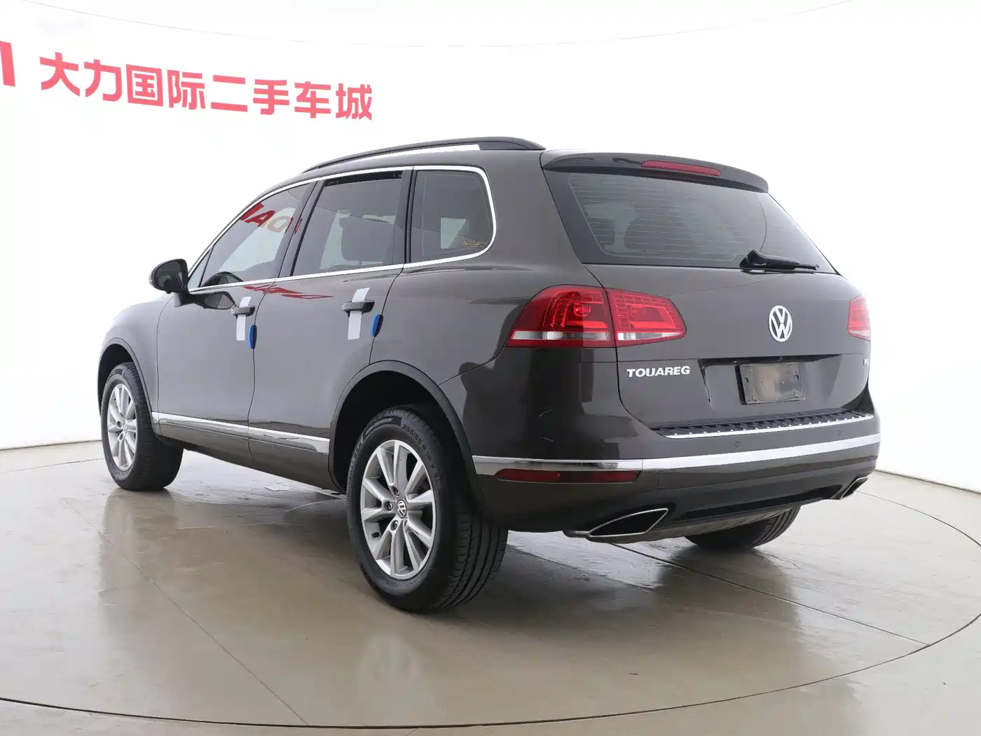 Volkswagen Touareg 2017 3.0TSI Explorer Edition фото 4