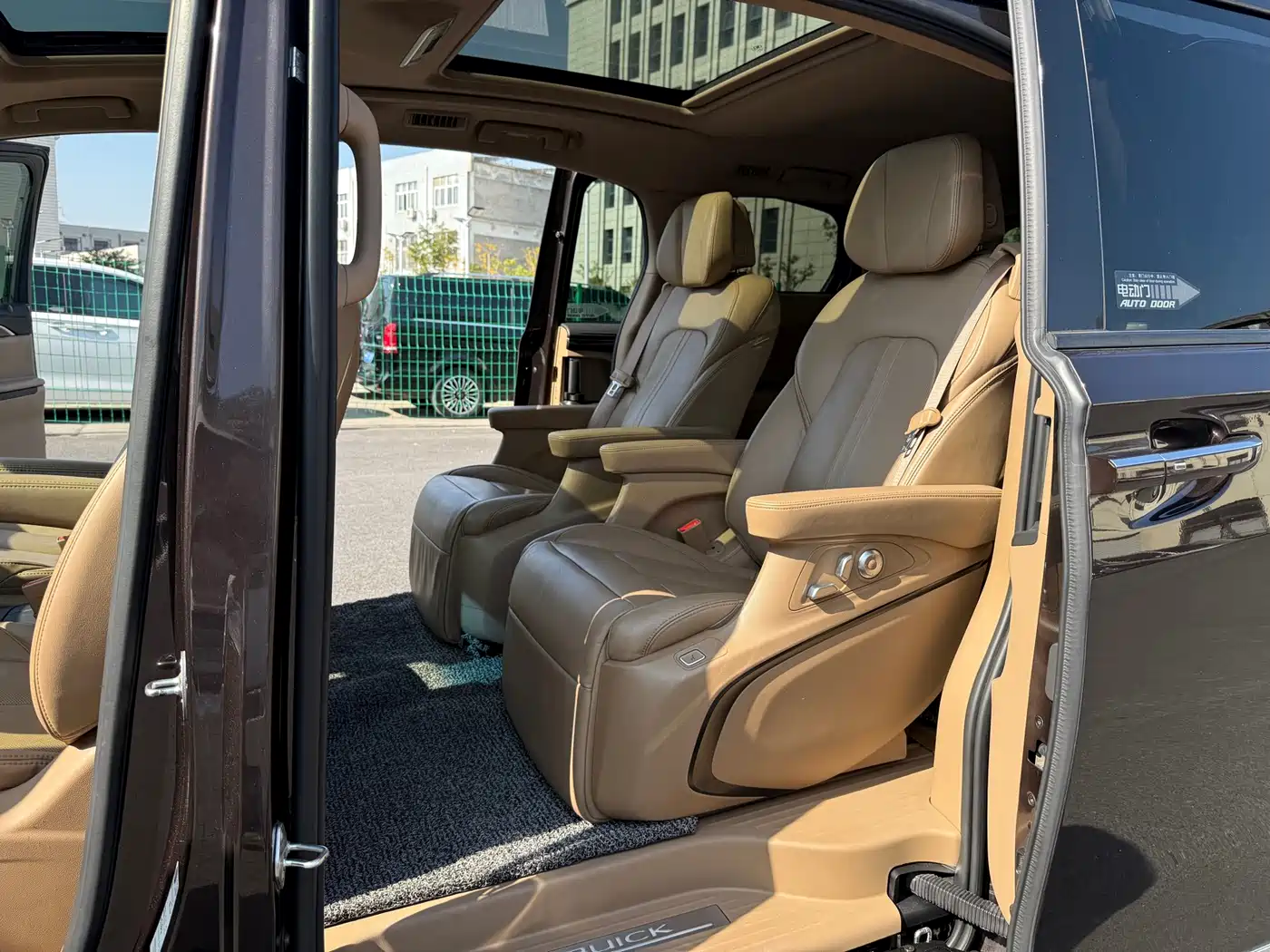 Buick GL8 2020 ES Landglory 653T Flagship фото 13