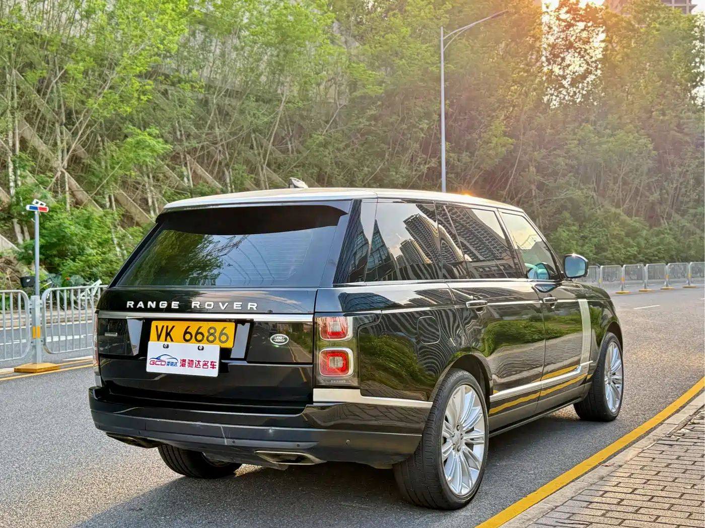 Land Rover Range Rover 2019 5.0 SC V8 Prestige Genesis Extended Edition фото 4