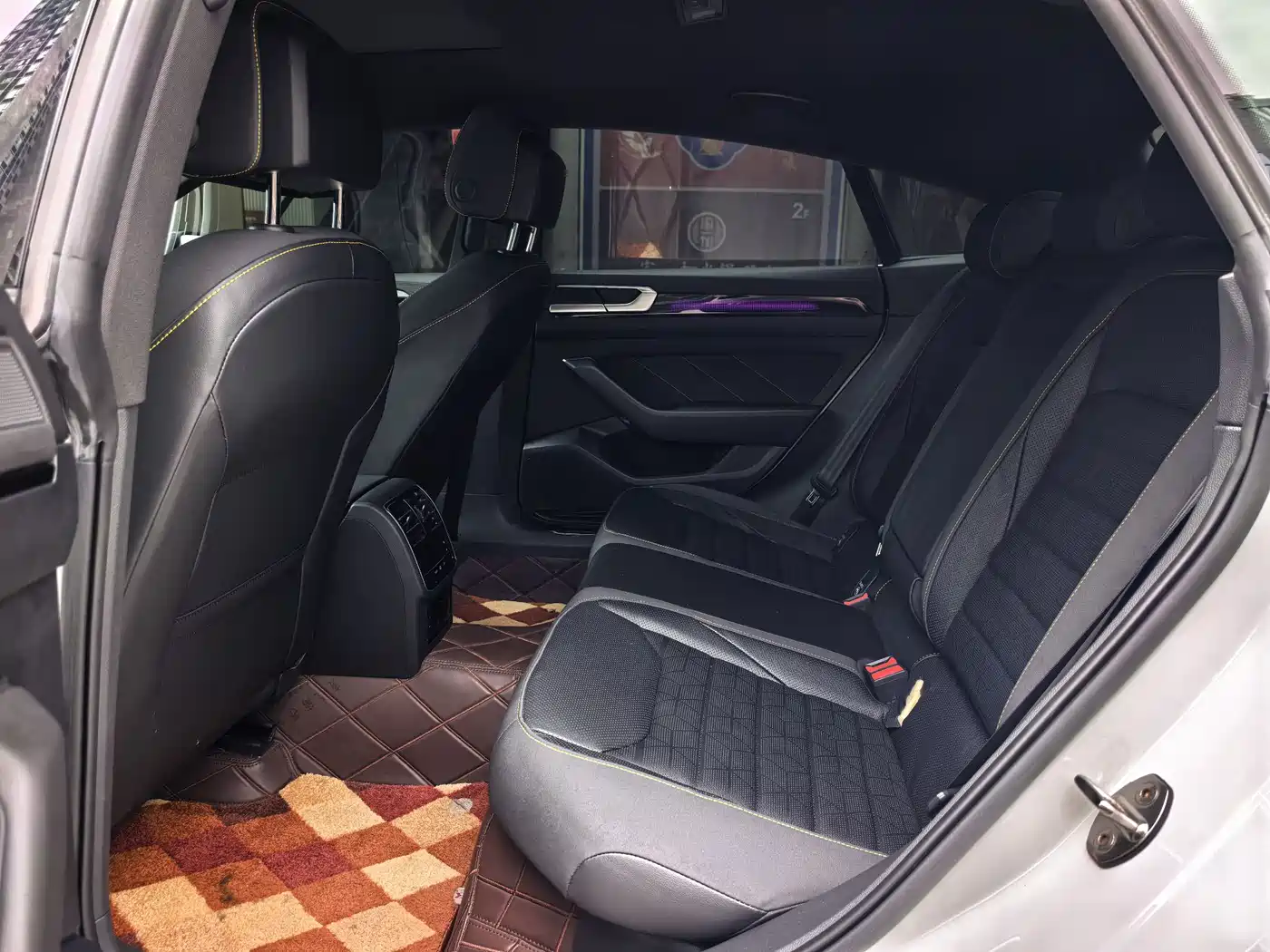 Volkswagen FAW-Volkswagen CC 2023 380TSI Eye-catching Edition фото 9