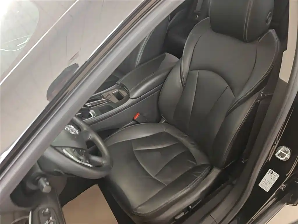 Buick LaCrosse 2022 652T Luxury фото 15