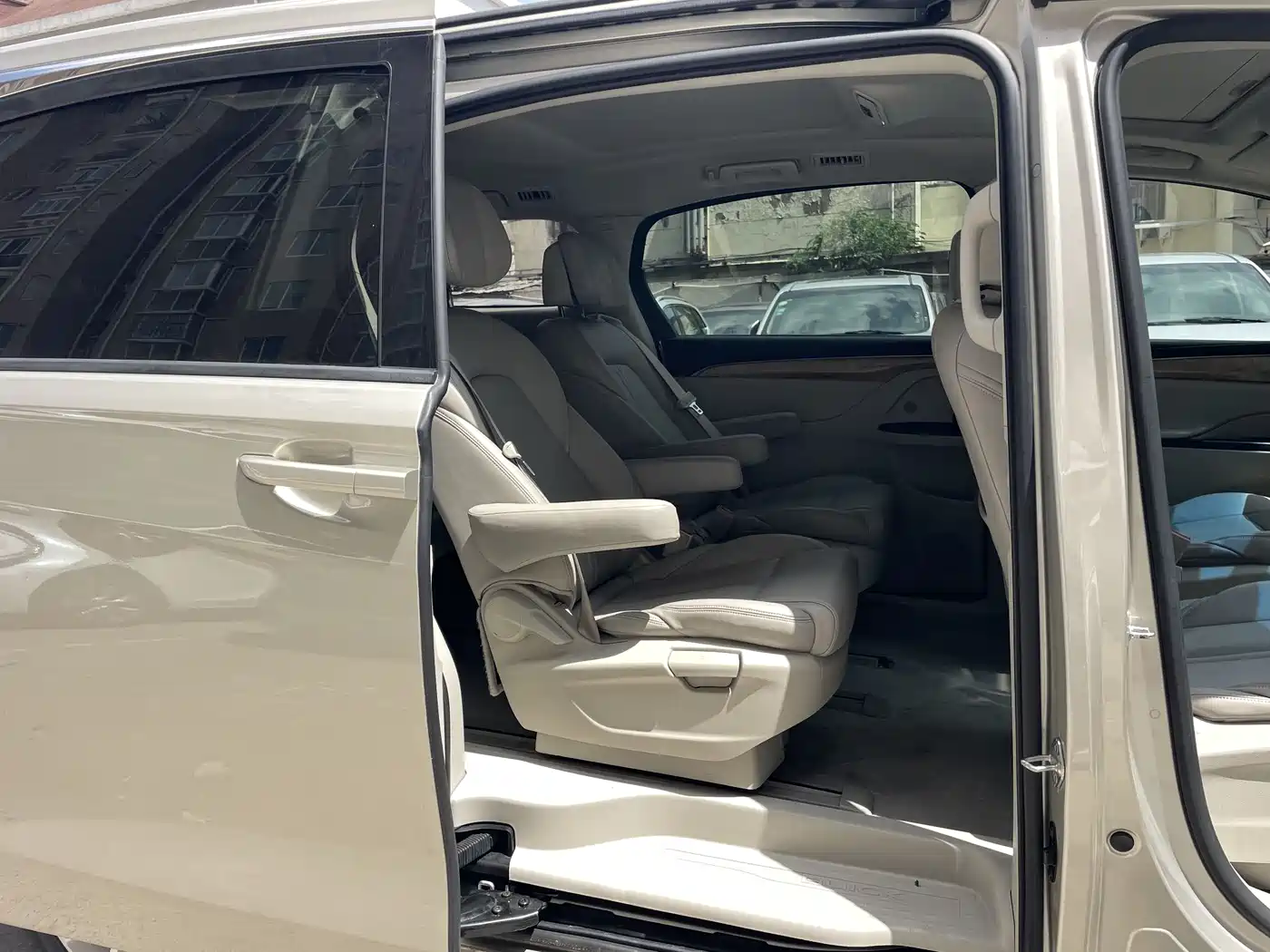 Buick GL8 2017 ES 28T Comfort Type China V фото 10