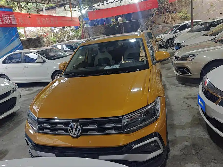 Volkswagen T-Cross 2019 1.5L Automatic Comfort Edition фото 2