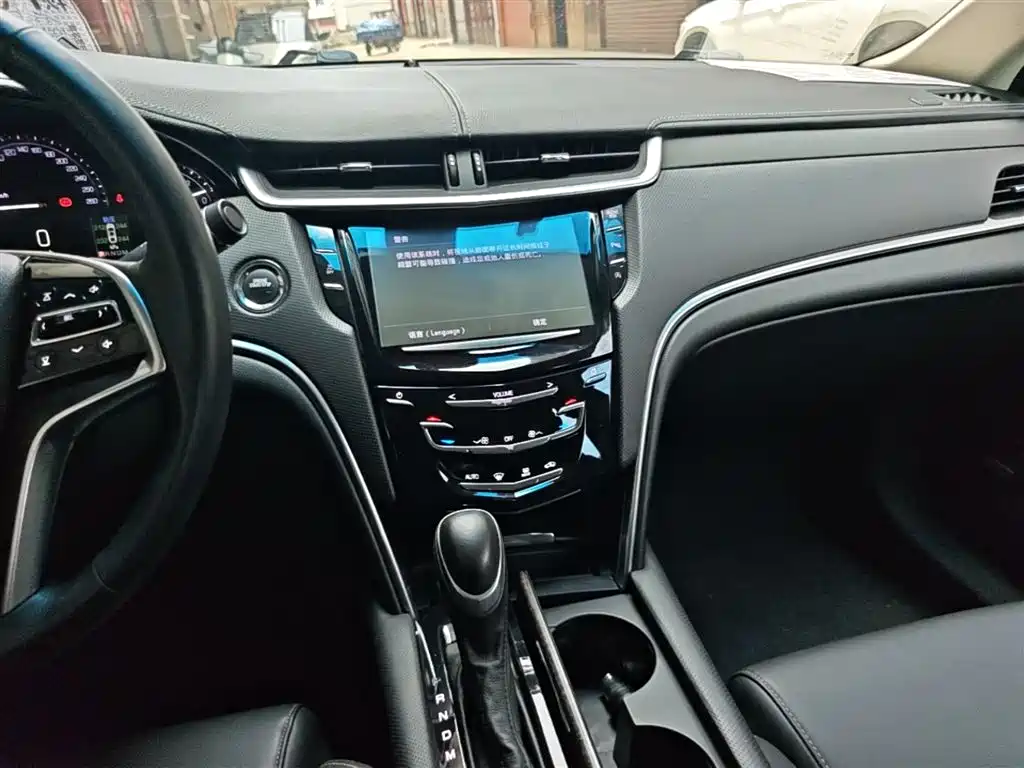 Cadillac XTS 2018 28T Technology фото 13
