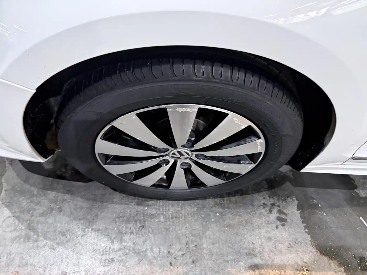 Volkswagen Sagitar 2018 1.6L Automatic Comfort фото 8