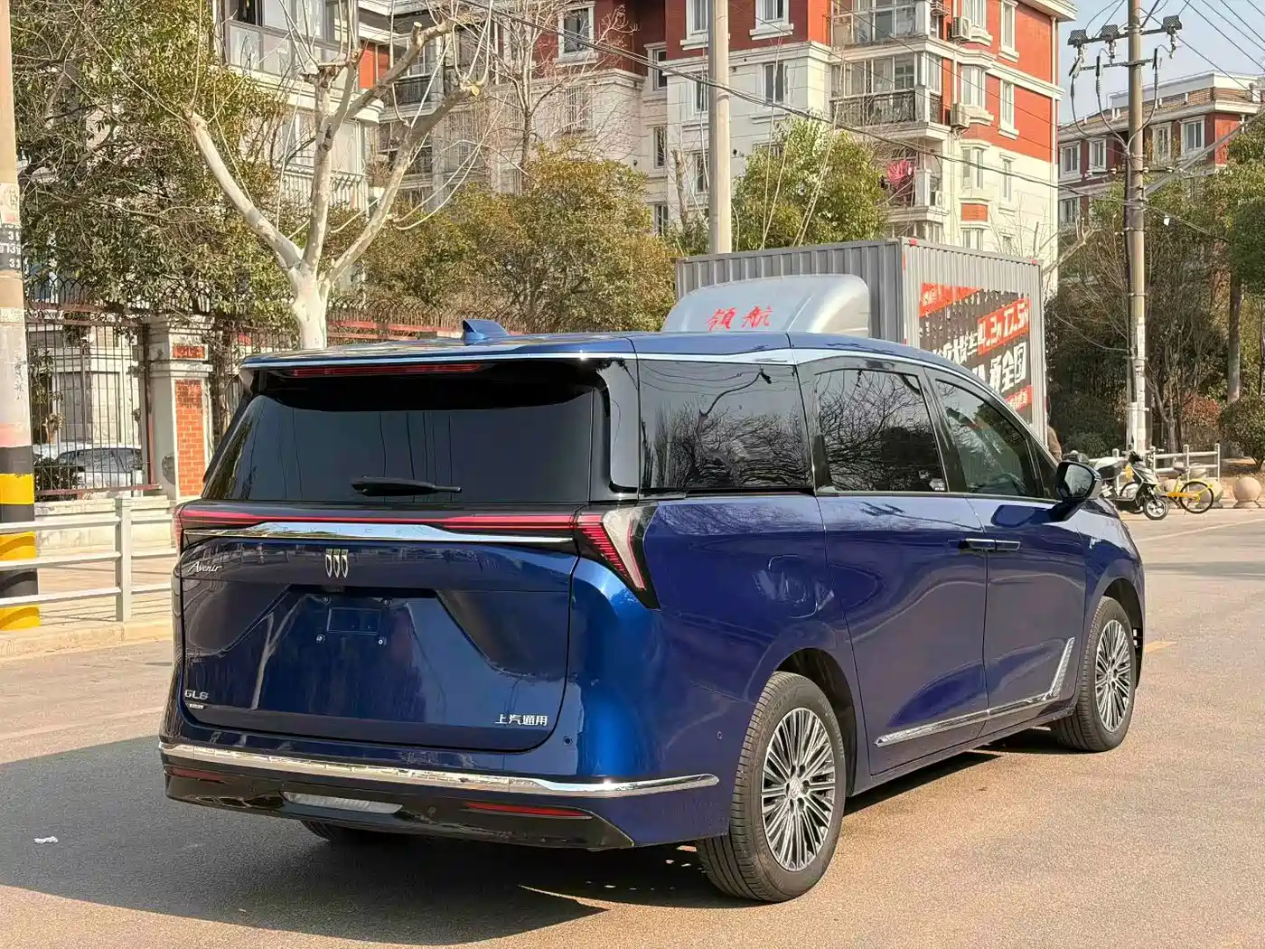 Buick GL8 New Energy 2024 Land Honor Luxury Edition 6-Seater фото 9
