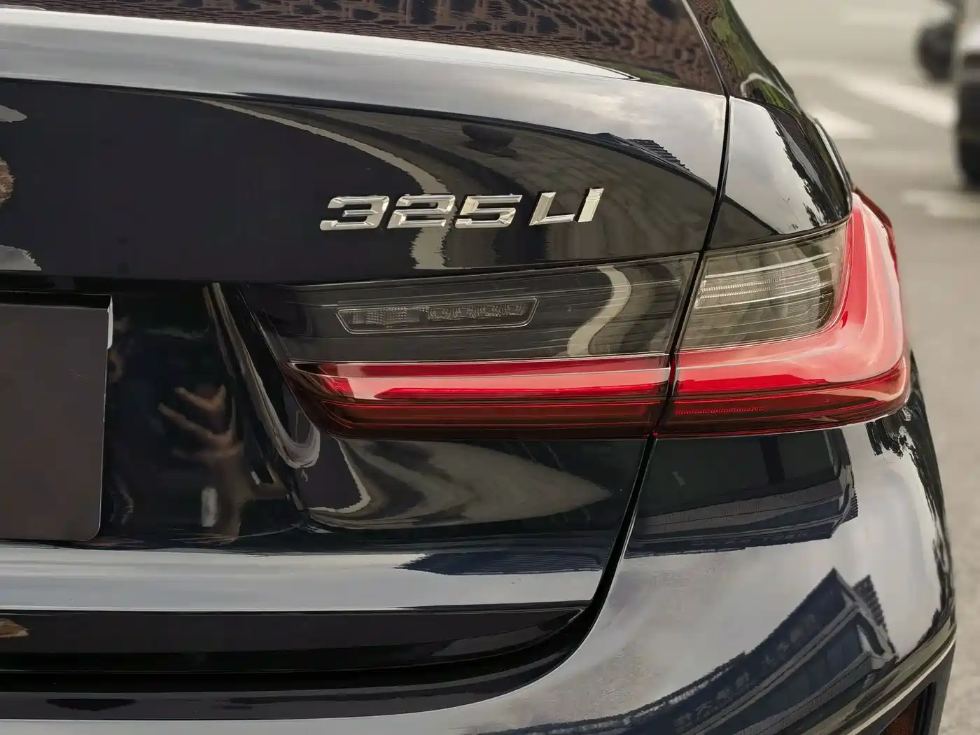 BMW 3 Series 2025 325Li M Sport Package фото 22