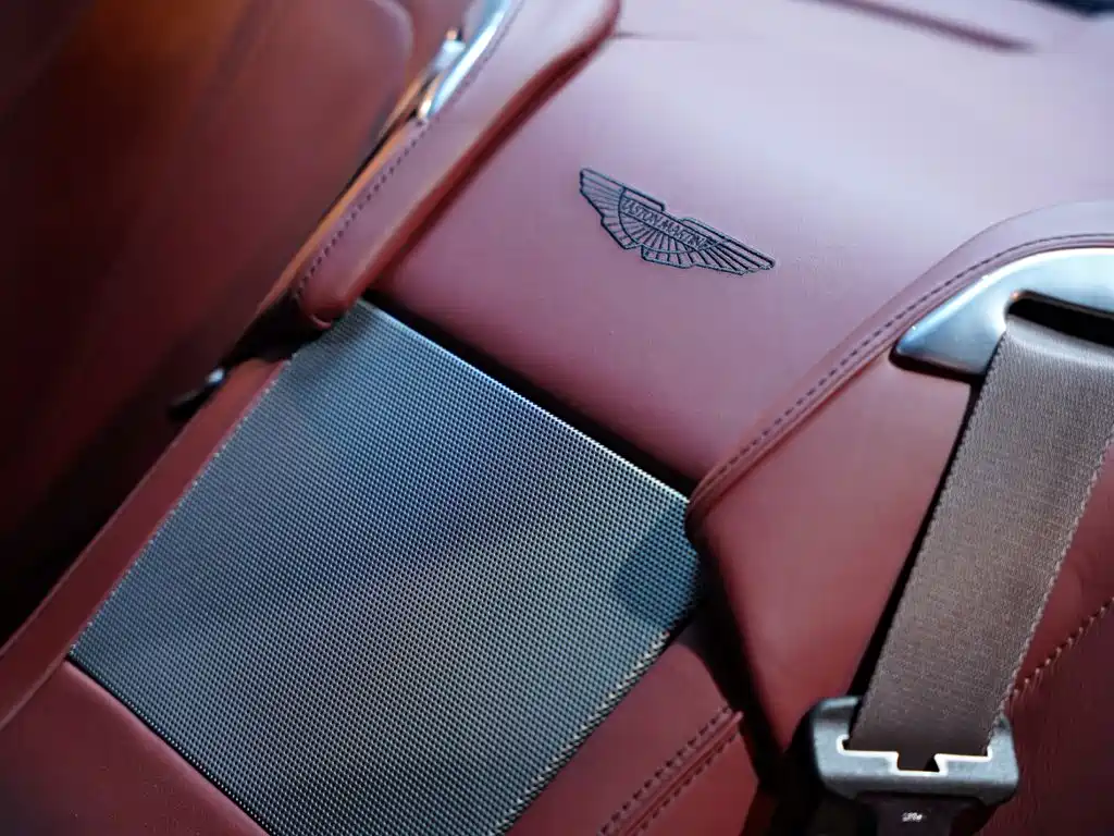 Aston Martin DB9 2014 2013 6.0L Coupe