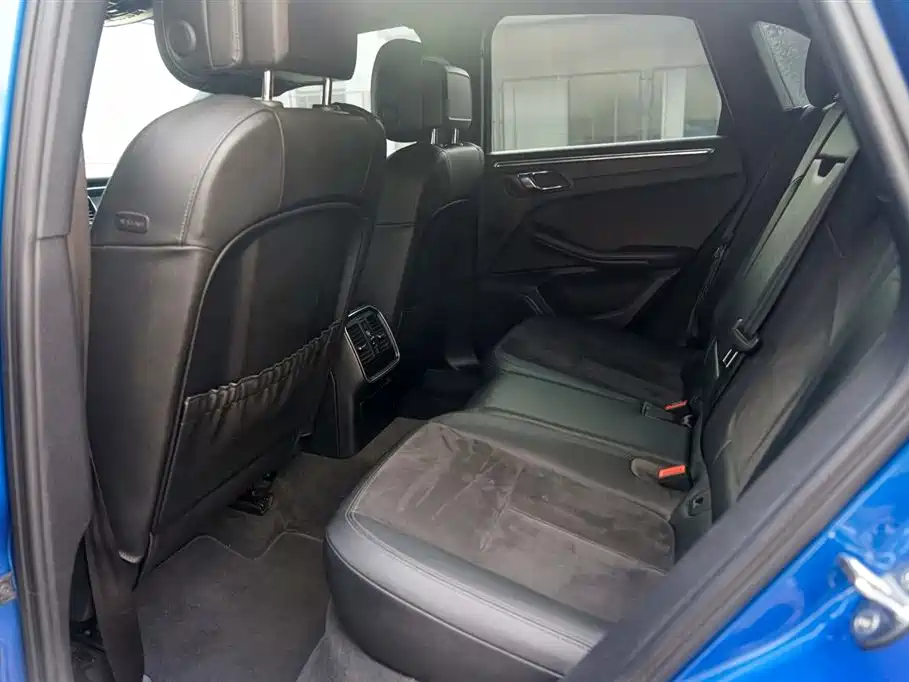 Porsche Macan 2016 Macan 2.0T фото 14