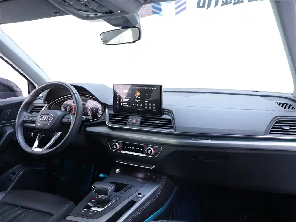 Audi Q5L 2021 40 TFSI Fashion Elegance фото 20