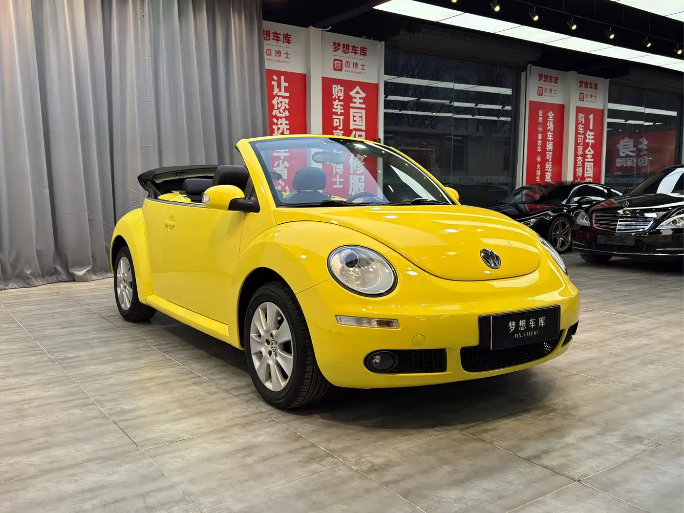 Volkswagen Beetle 2009 2.0 AT Top Convertible фото 2