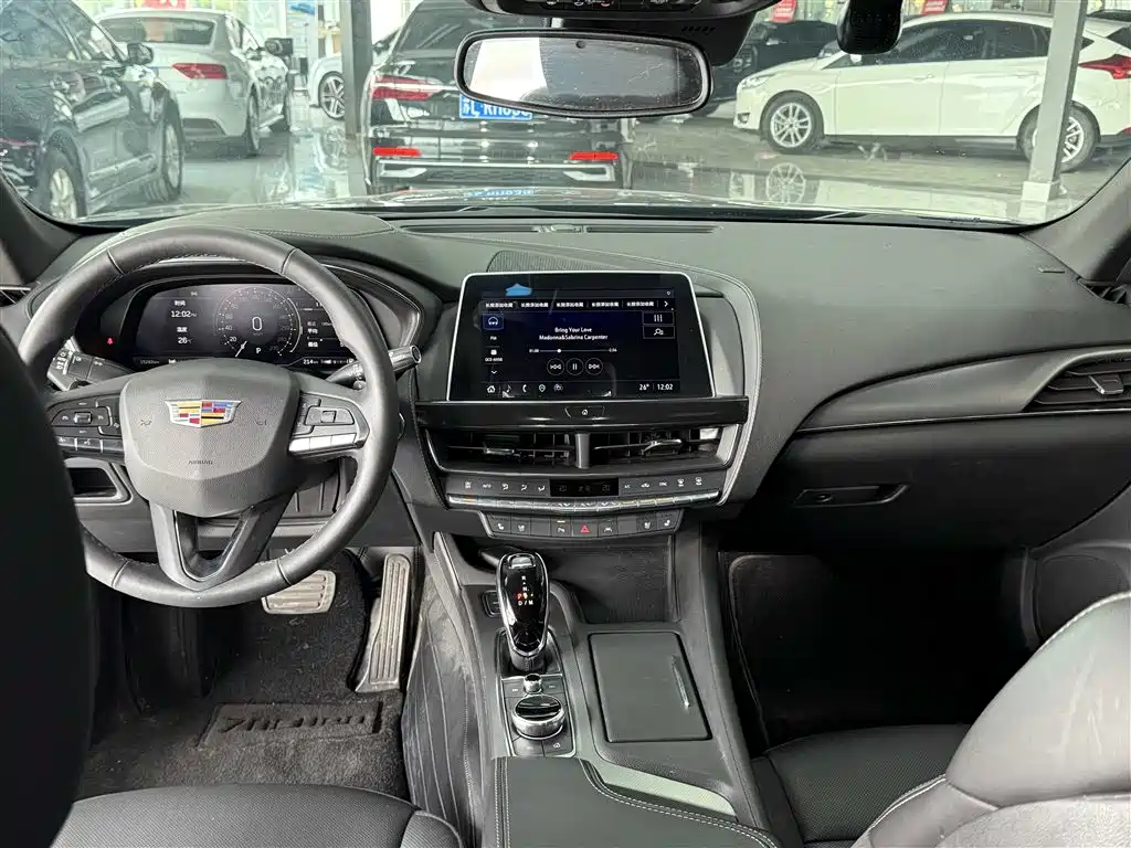 CADILLAC CT5