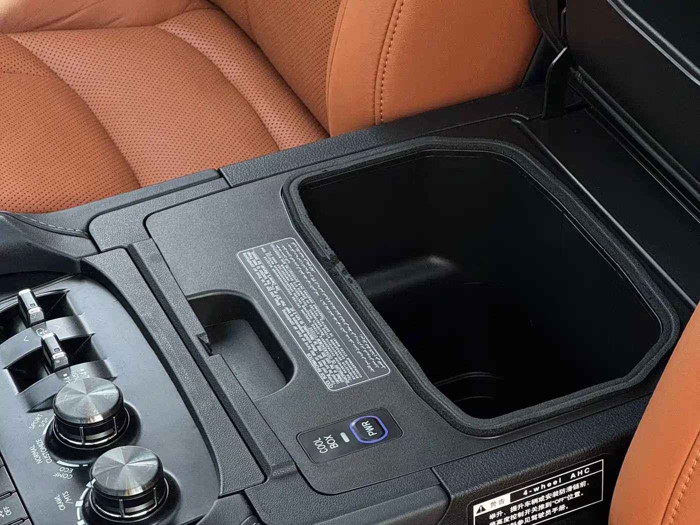 Lexus LX 2019 570 Dynamic Luxury Edition фото 26