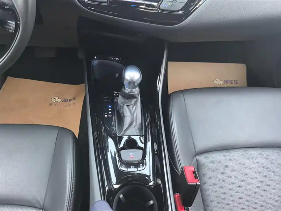 Toyota IZOA 2018 2.0L Yichi Edition China V фото 16