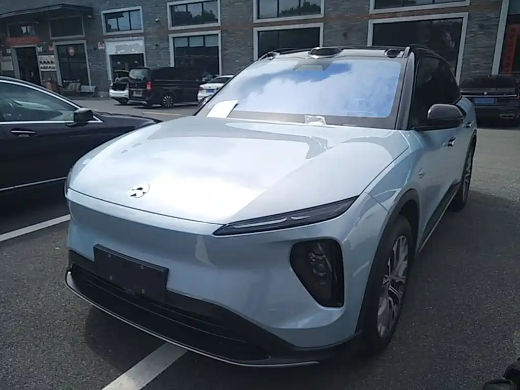 Фото 2 - NIO ES6