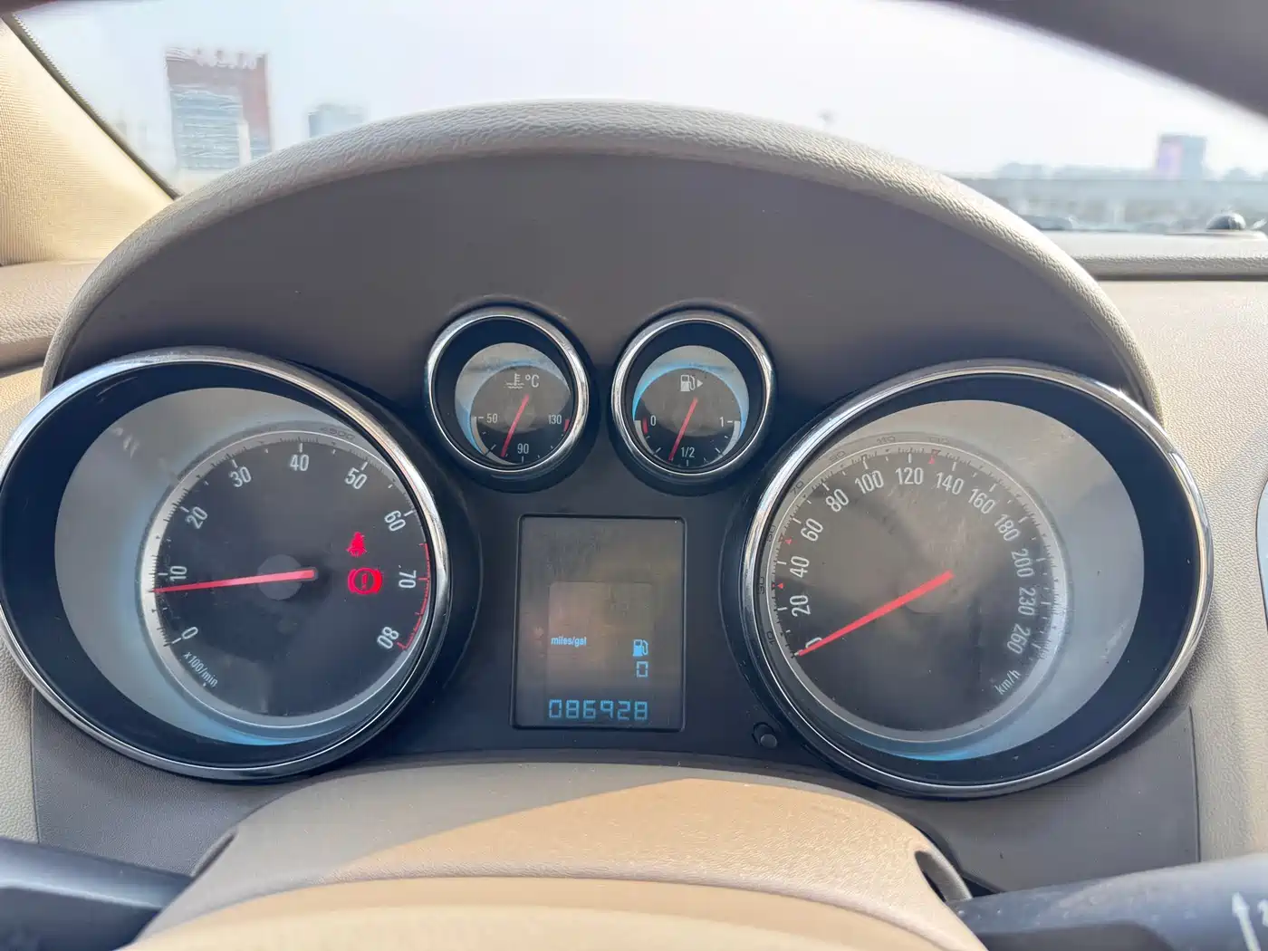 Buick Excelle 2013 Model GT 1.6L Manual Progressive фото 14