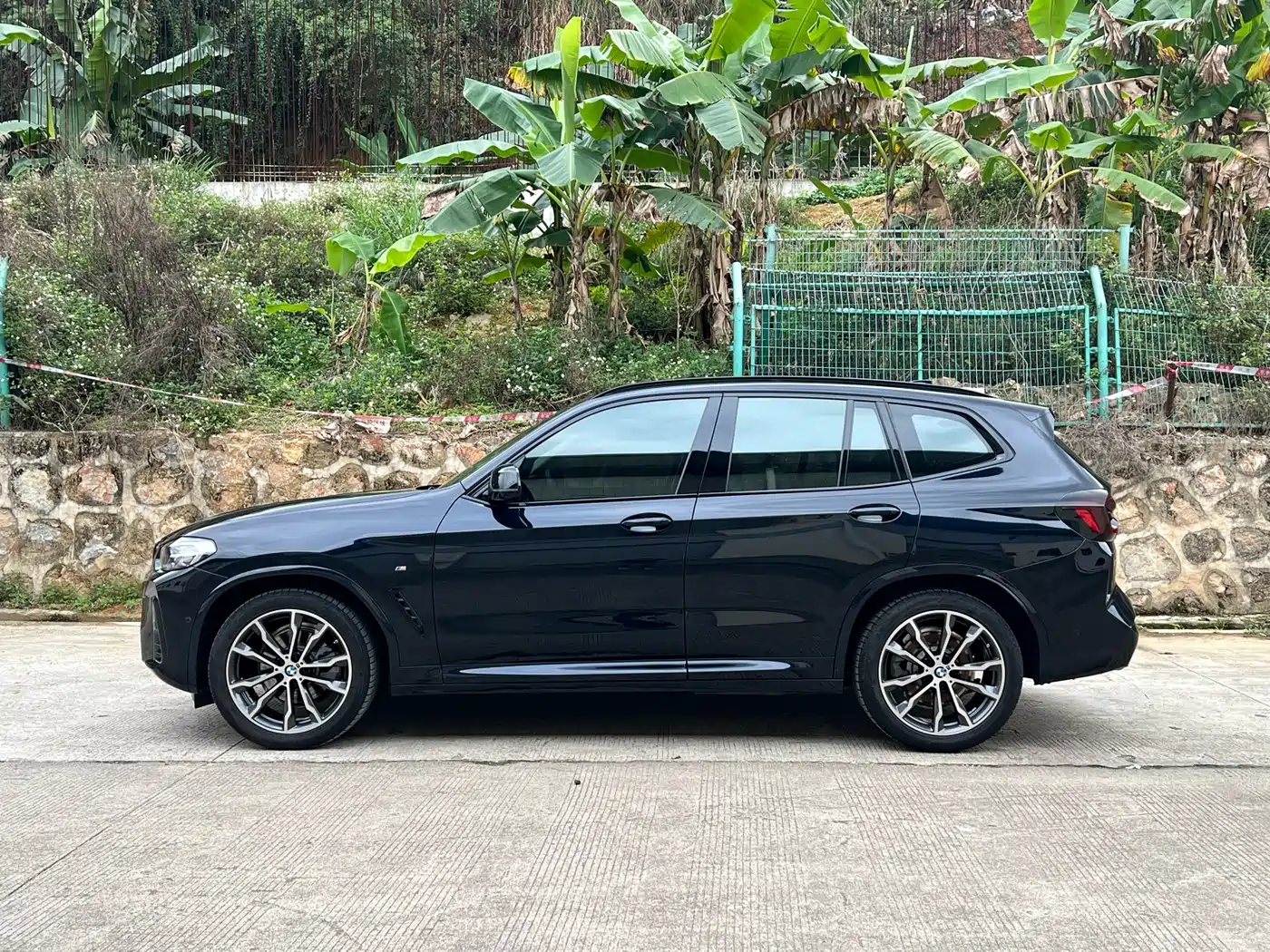 BMW X3 2023 xDrive30i Leading M Night Package фото 3