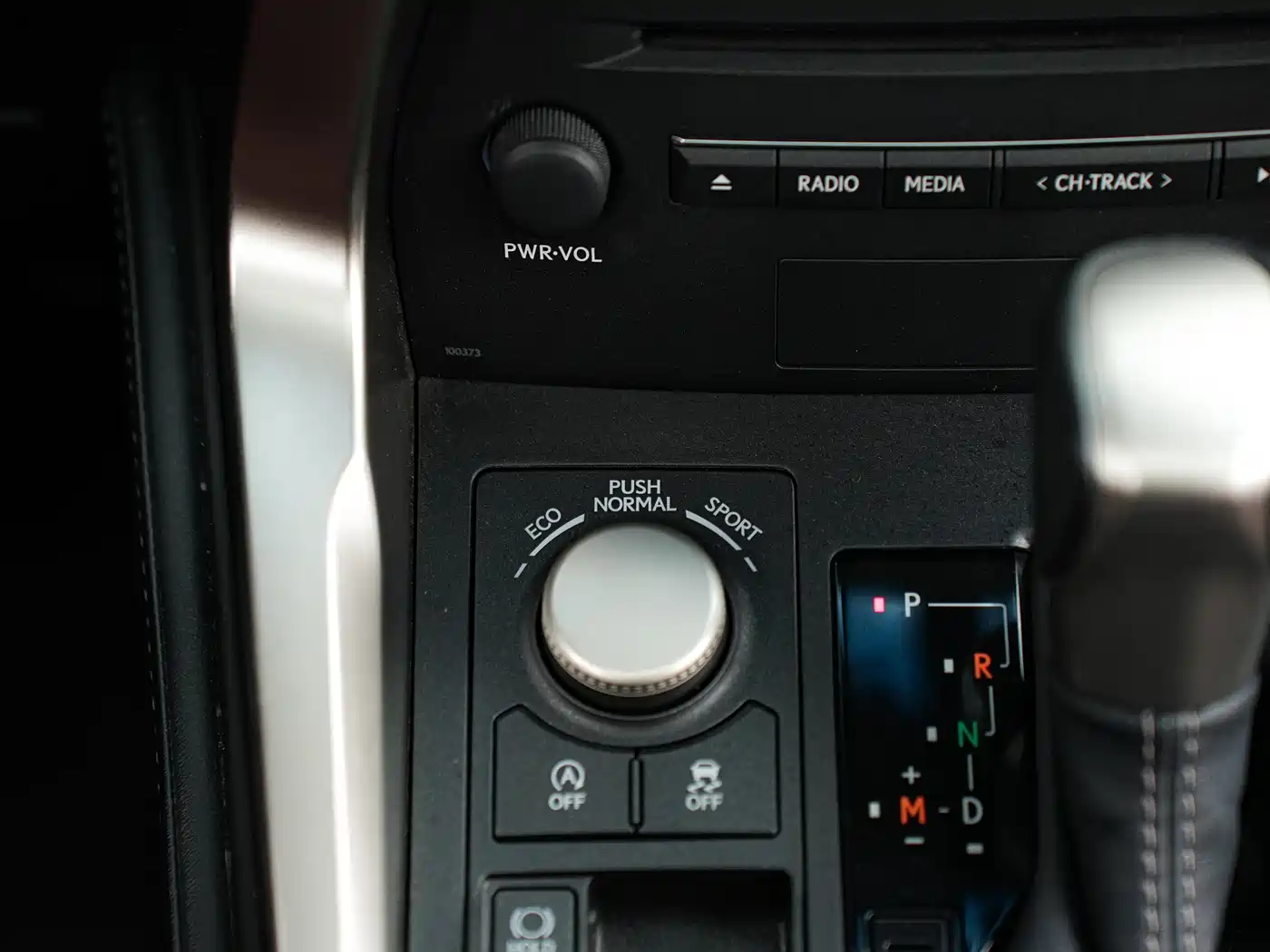 Lexus NX 2015 200 AWD Luxury фото 20
