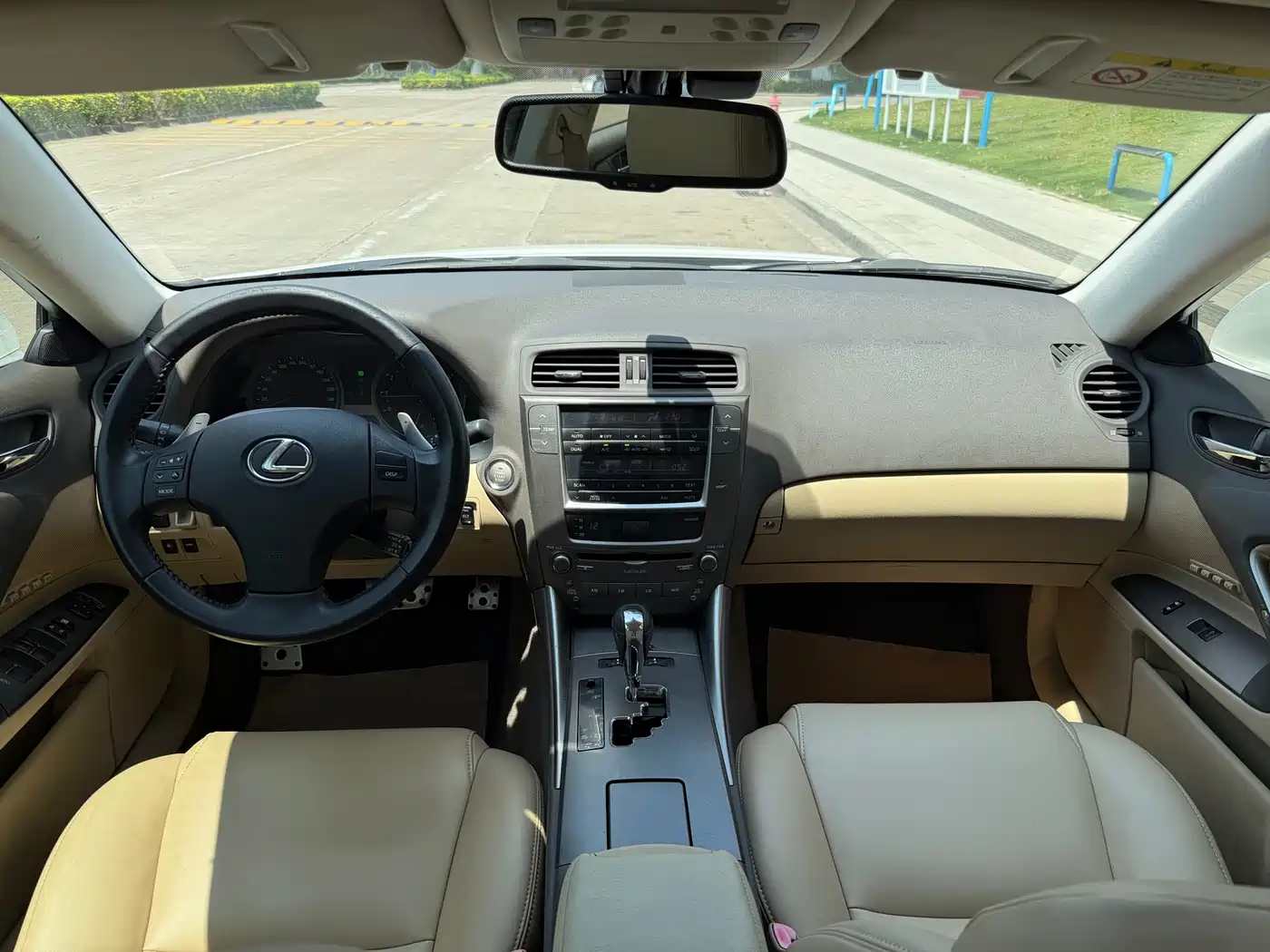 Lexus IS 2009 300 фото 6