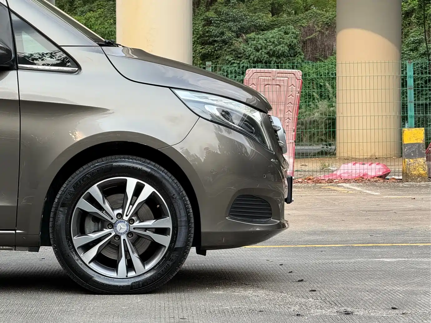 Mercedes-Benz V-Class 2017 Model V 260 Pilot Edition фото 16
