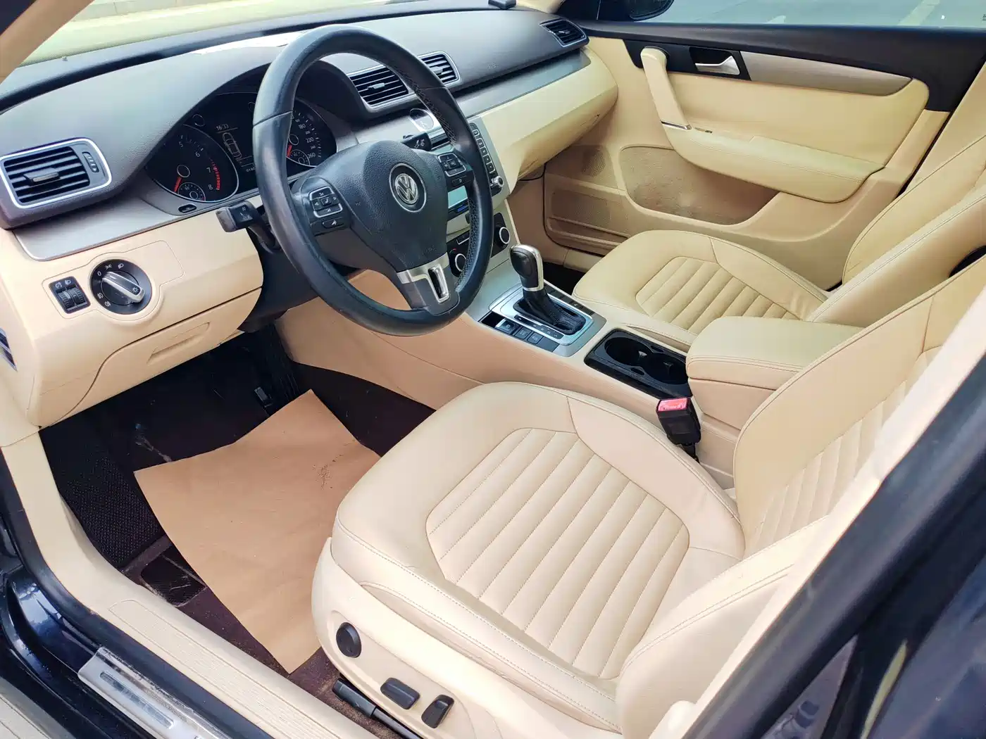 Volkswagen Magotan 2013 1.8TSI Luxury фото 9