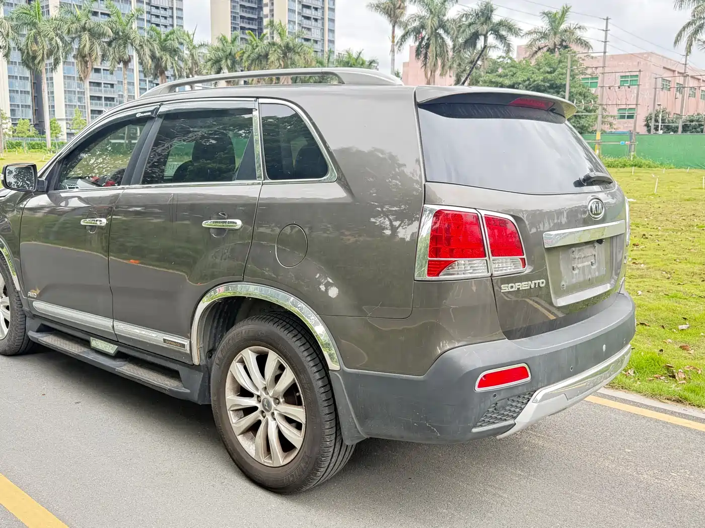 Kia Sorento 2012 2.4L Gasoline Supreme Edition фото 5