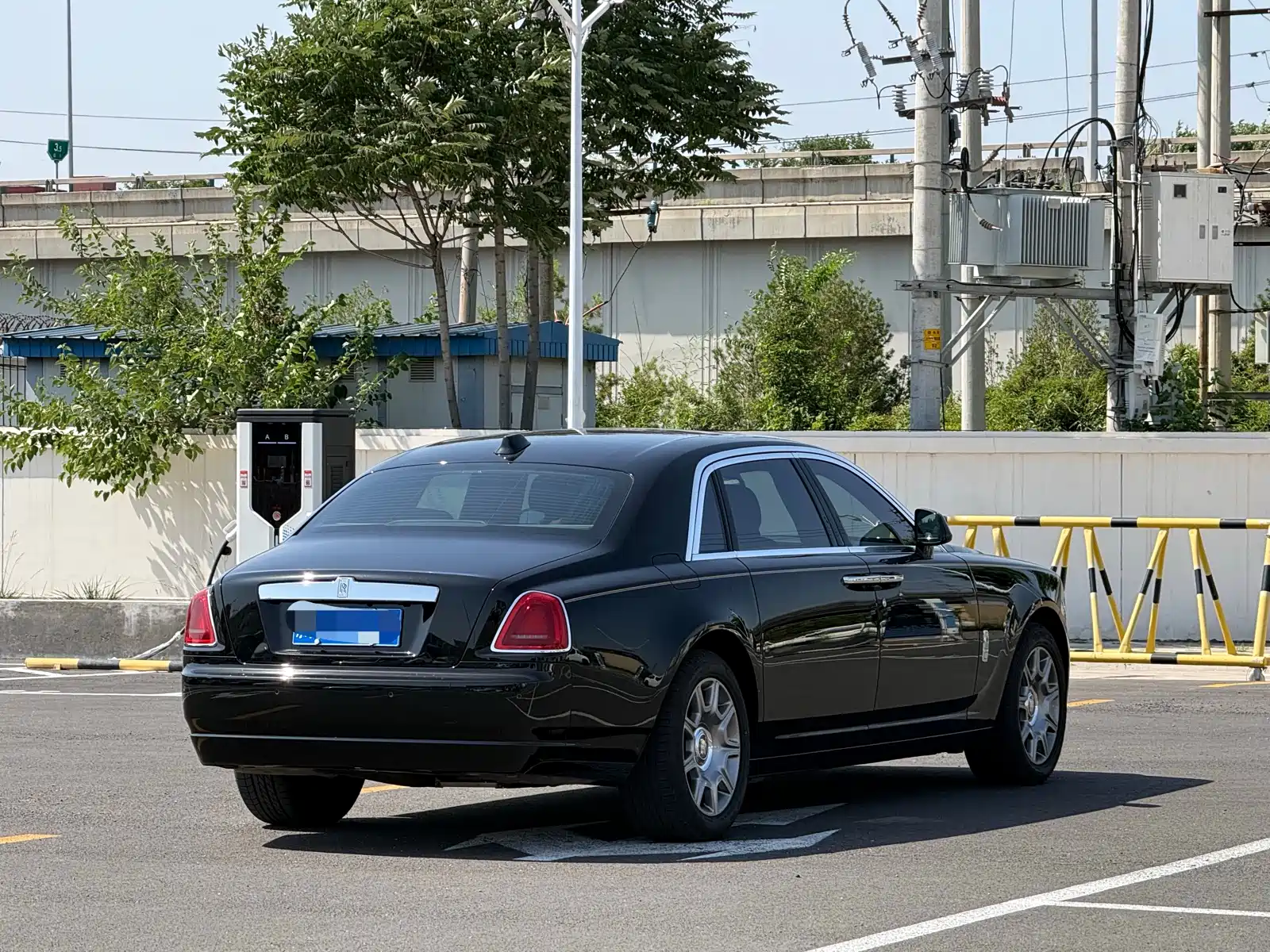 Фото 18 - Rolls-Royce Ghost