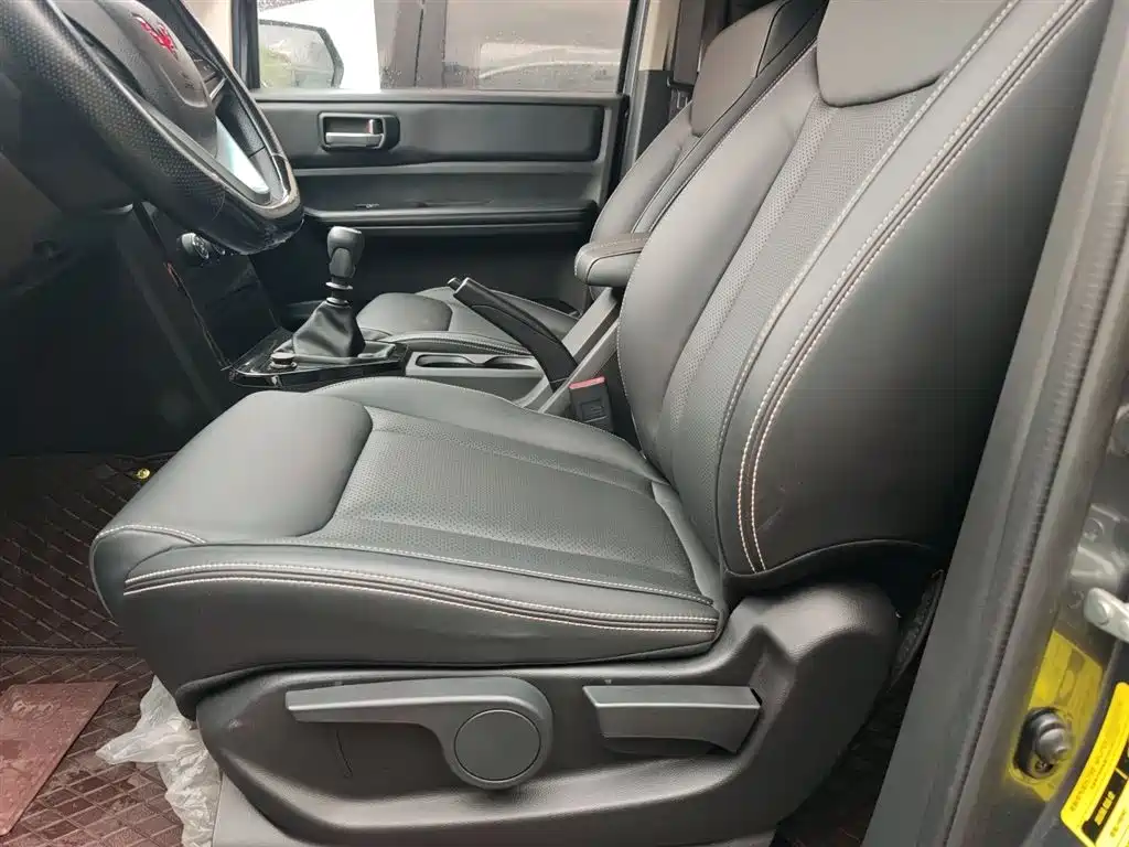 WULING AUTOMOBILE WULING JOURNEY