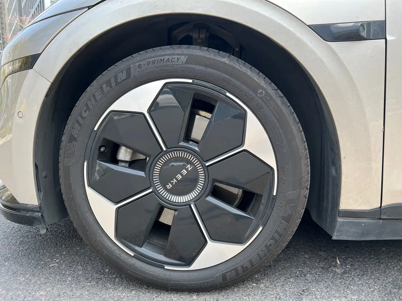 ZEEKR EXTREME KRYPTON 007