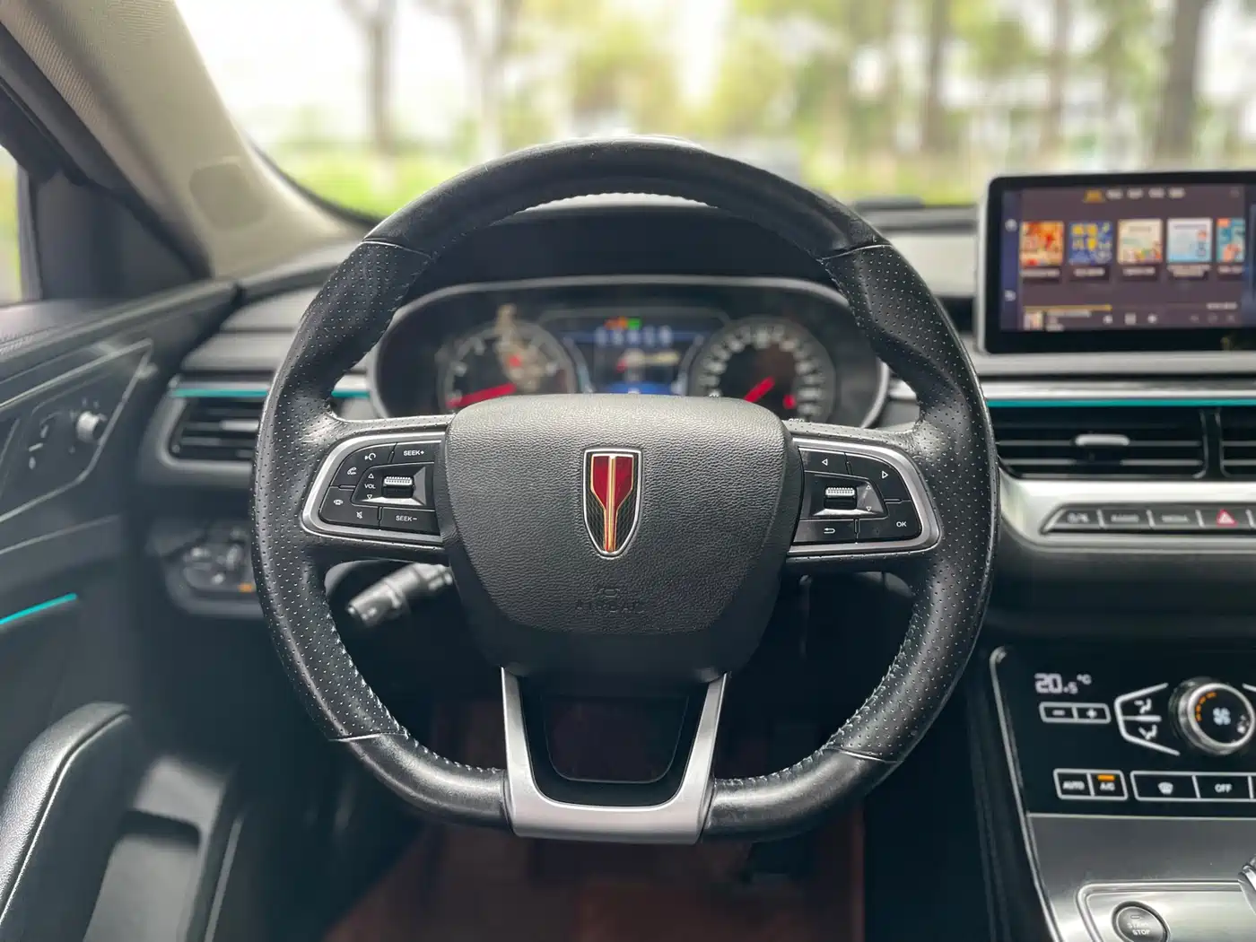 Hongqi H5 2020 1.8T Automatic Smart Connection Qi Rhythm Edition фото 13