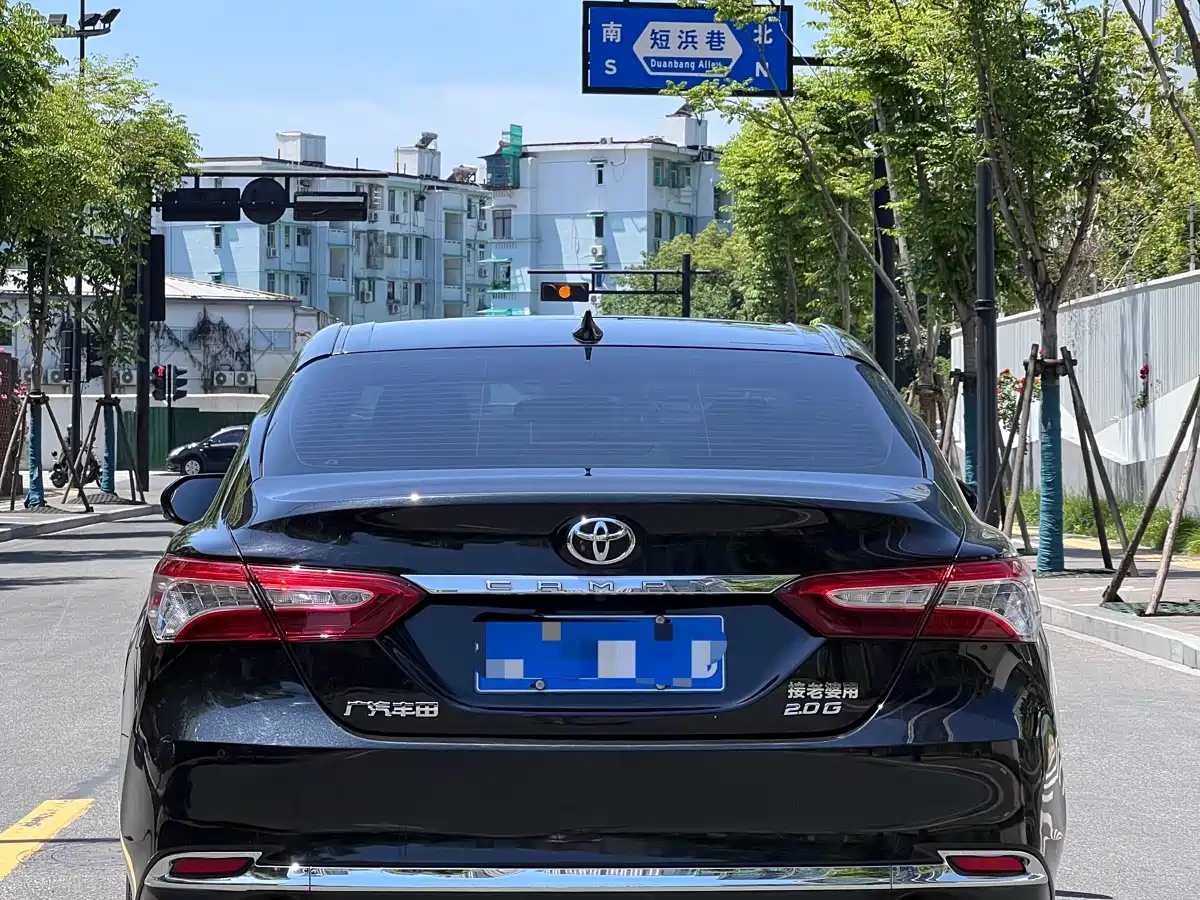 Toyota Camry 2023 2.0G Luxury Edition фото 8