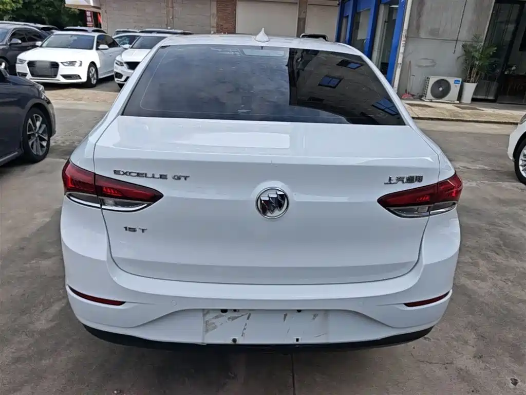 Buick Excelle 2019 15T DCT Progressive Type China VI фото 6