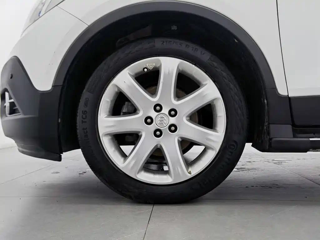 Фото 17 - Buick Encore