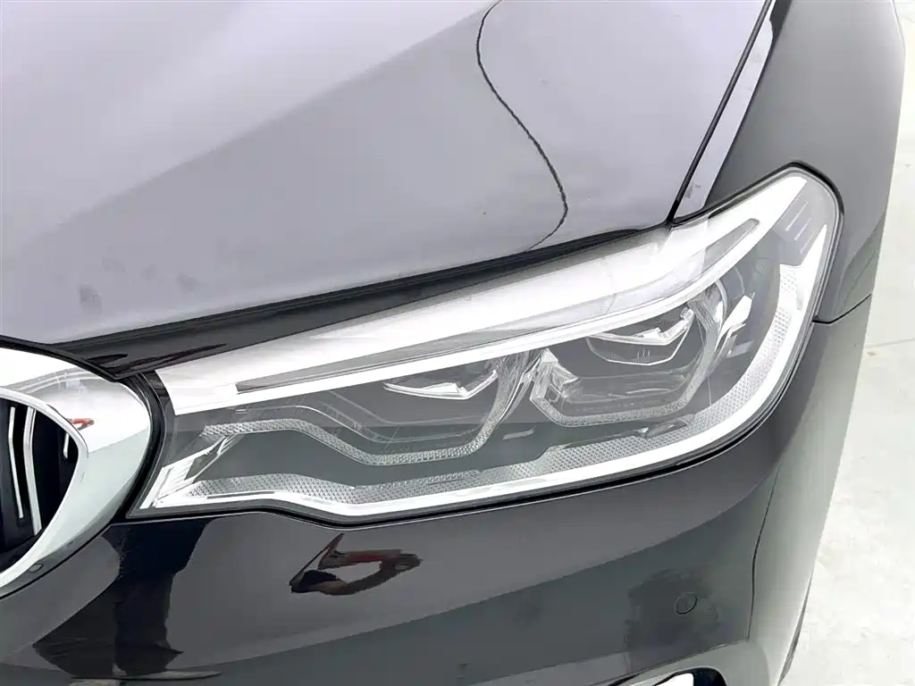 BMW 5 SERIES NEW ENERGY