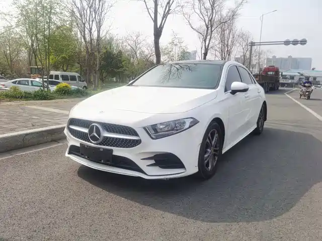 MERCEDES-BENZ A CLASS