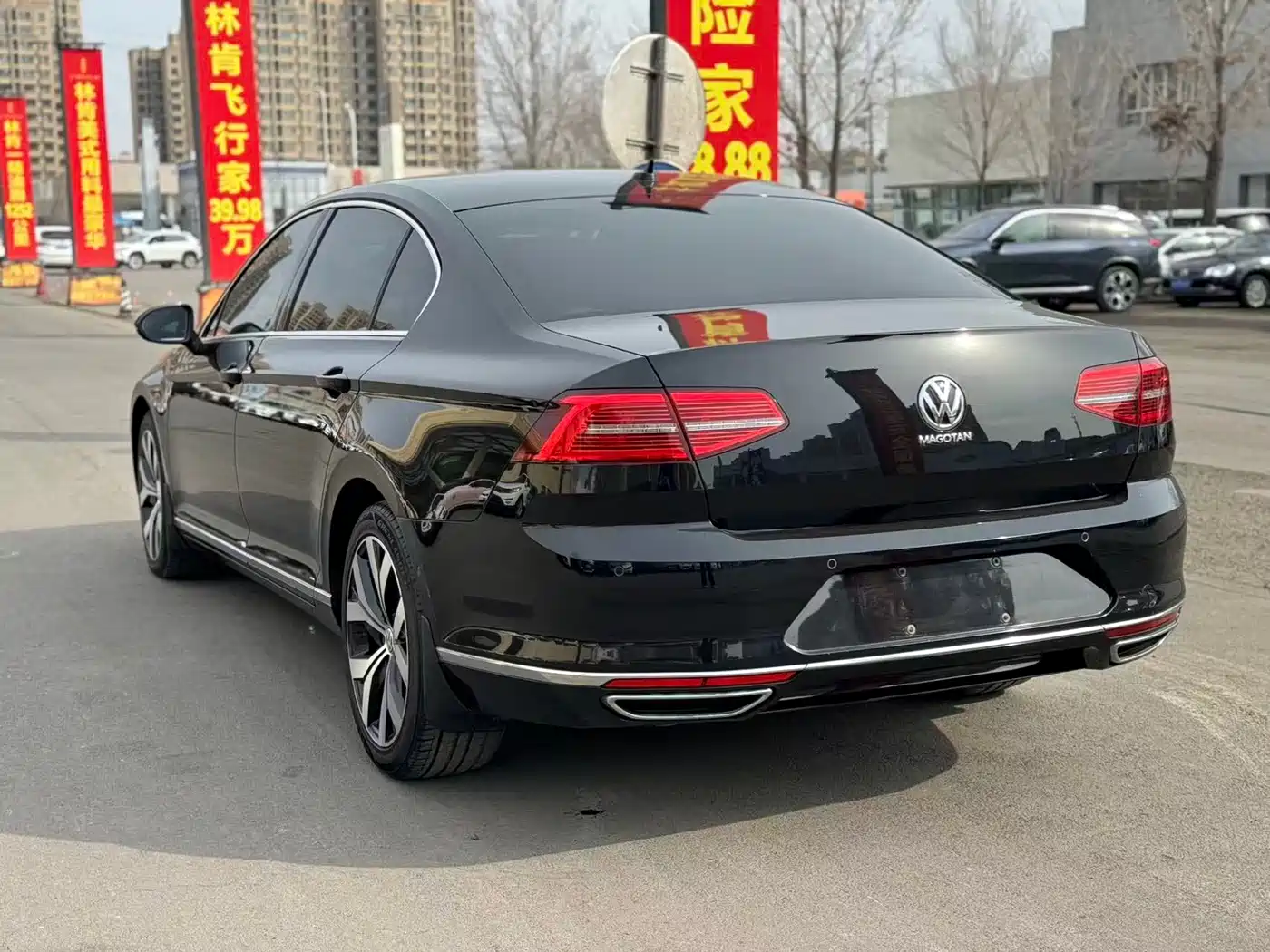 VOLKSWAGEN MAGOTAN