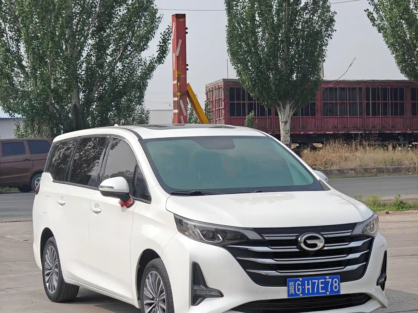 GAC Trumpchi Trumpchi M6 2021 270T DCT Premium Edition (7-seater) фото 3